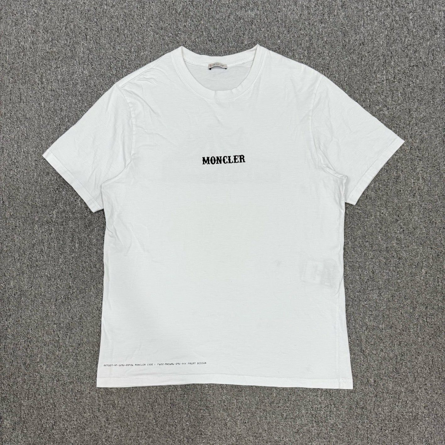 99新 MONCLER 14416784 Moncler蒙口 新款白色山脉短袖 S码