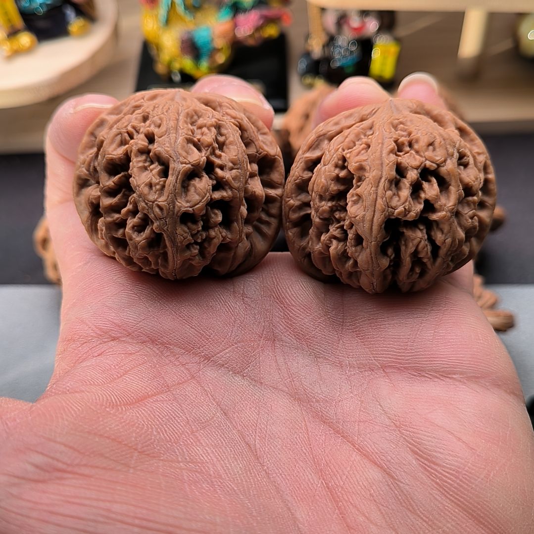 （***）文玩核桃吊坠大粗筋福利。不退不换。