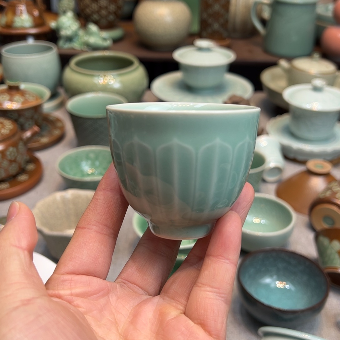 陶摆件龙泉青瓷主人杯