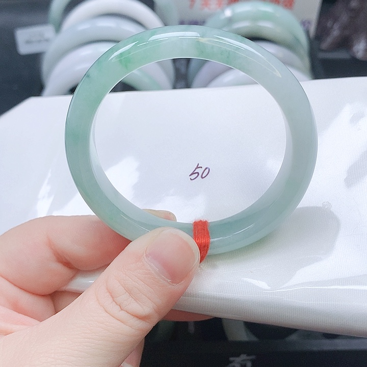 翡翠未镶嵌手镯106