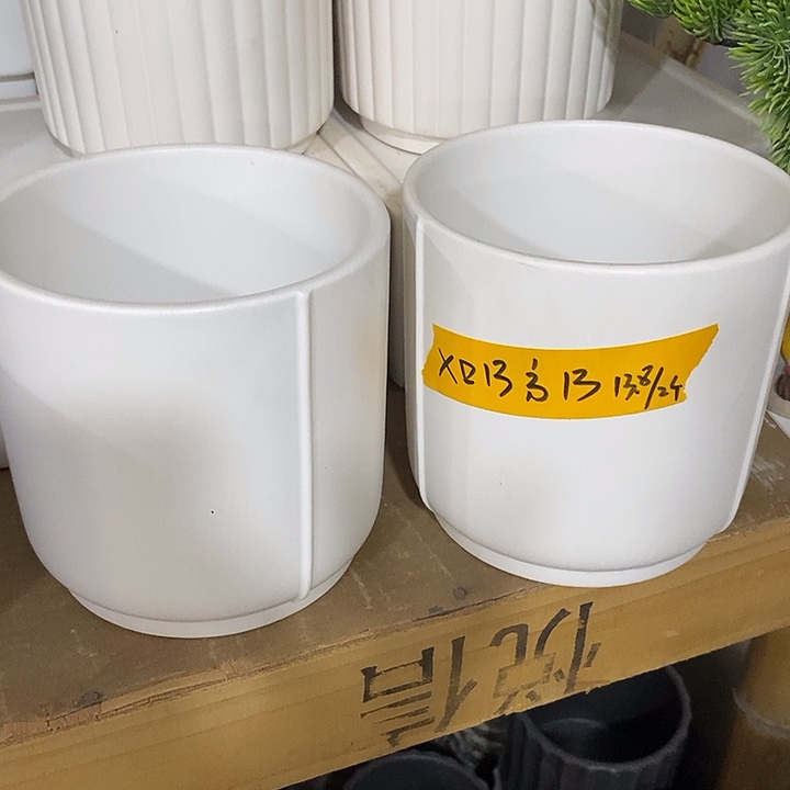 摆件陶盆有孔 瑕疵介意勿拍