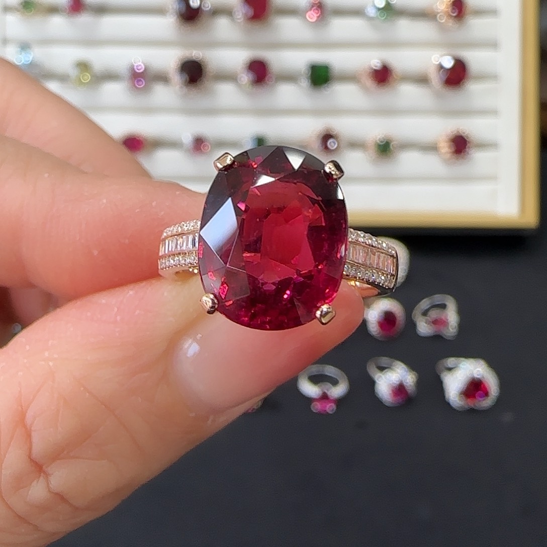 碧玺戒指18K金镶嵌6.87ct