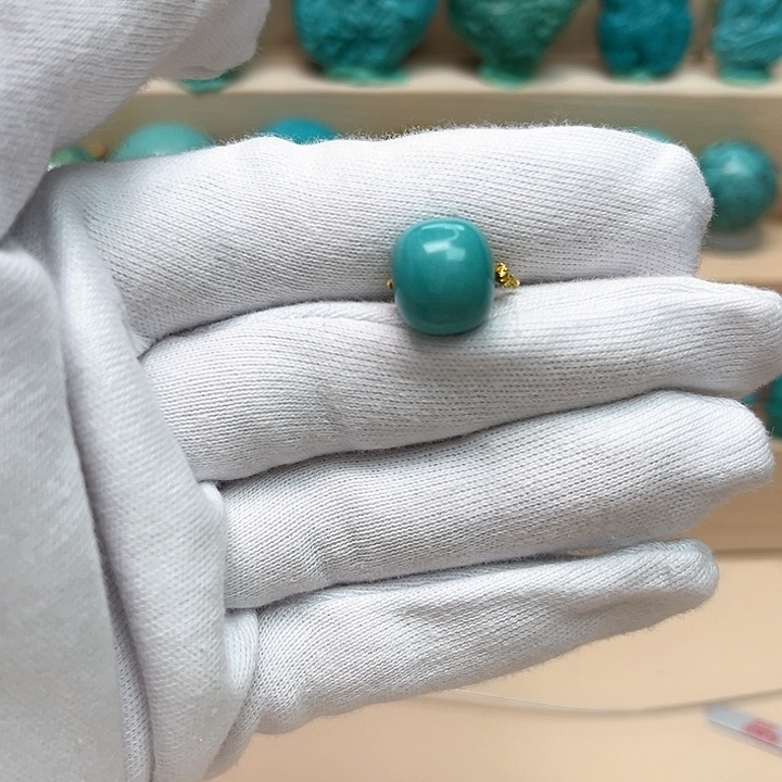 绿松石珠宝未镶嵌