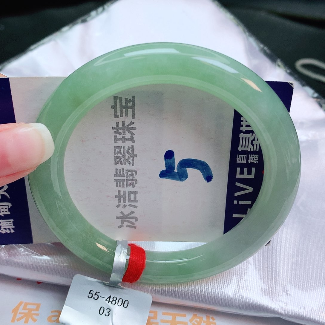 翡翠手镯未镶嵌缅甸天然a货翡翠手镯