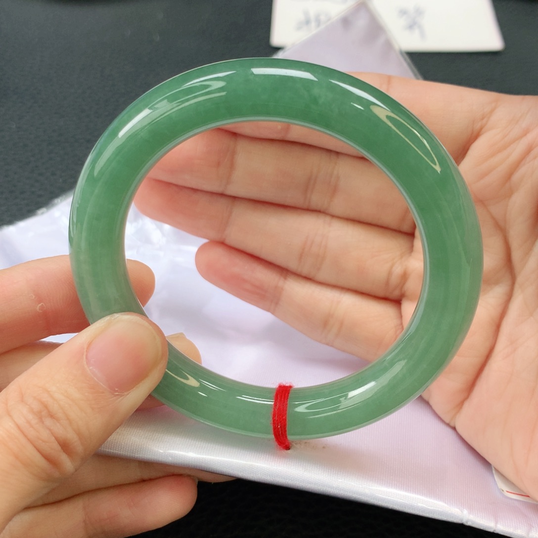 翡翠手镯未镶嵌缅甸圆54