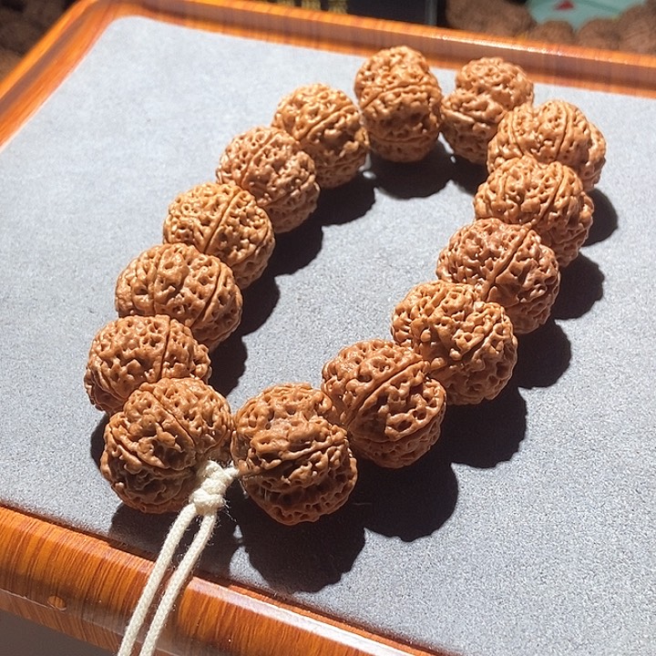 金刚菩提吊坠私人订制矮桩六瓣25mm