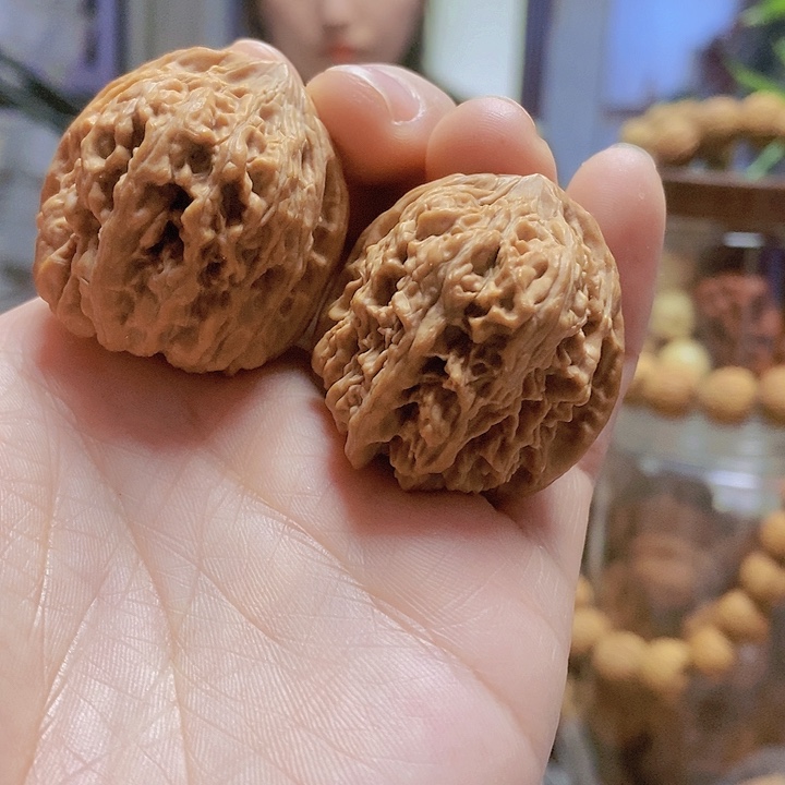 【闪购商品】文玩核桃把件34千佛山