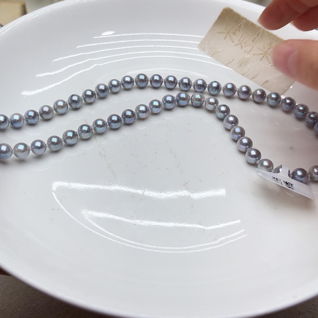 未镶嵌海水珍珠颈饰