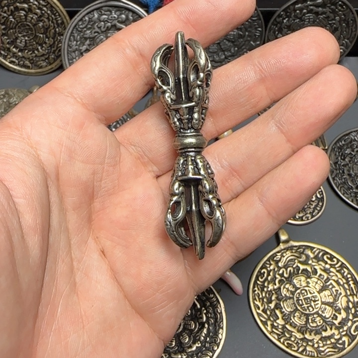 泥塑旭****丹精品小元素品相完美的话