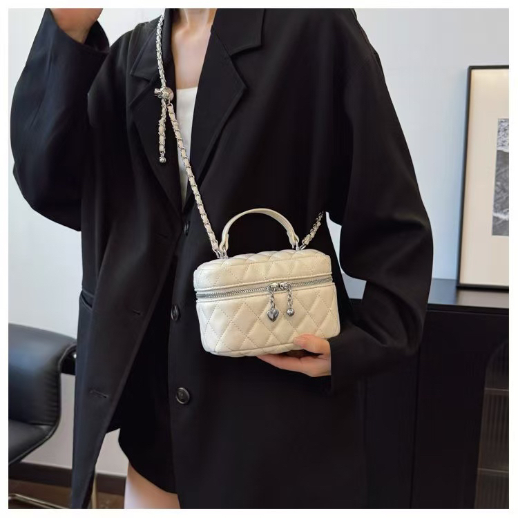 新品轻奢百搭高级感气质时尚斜挎双肩女士包A16