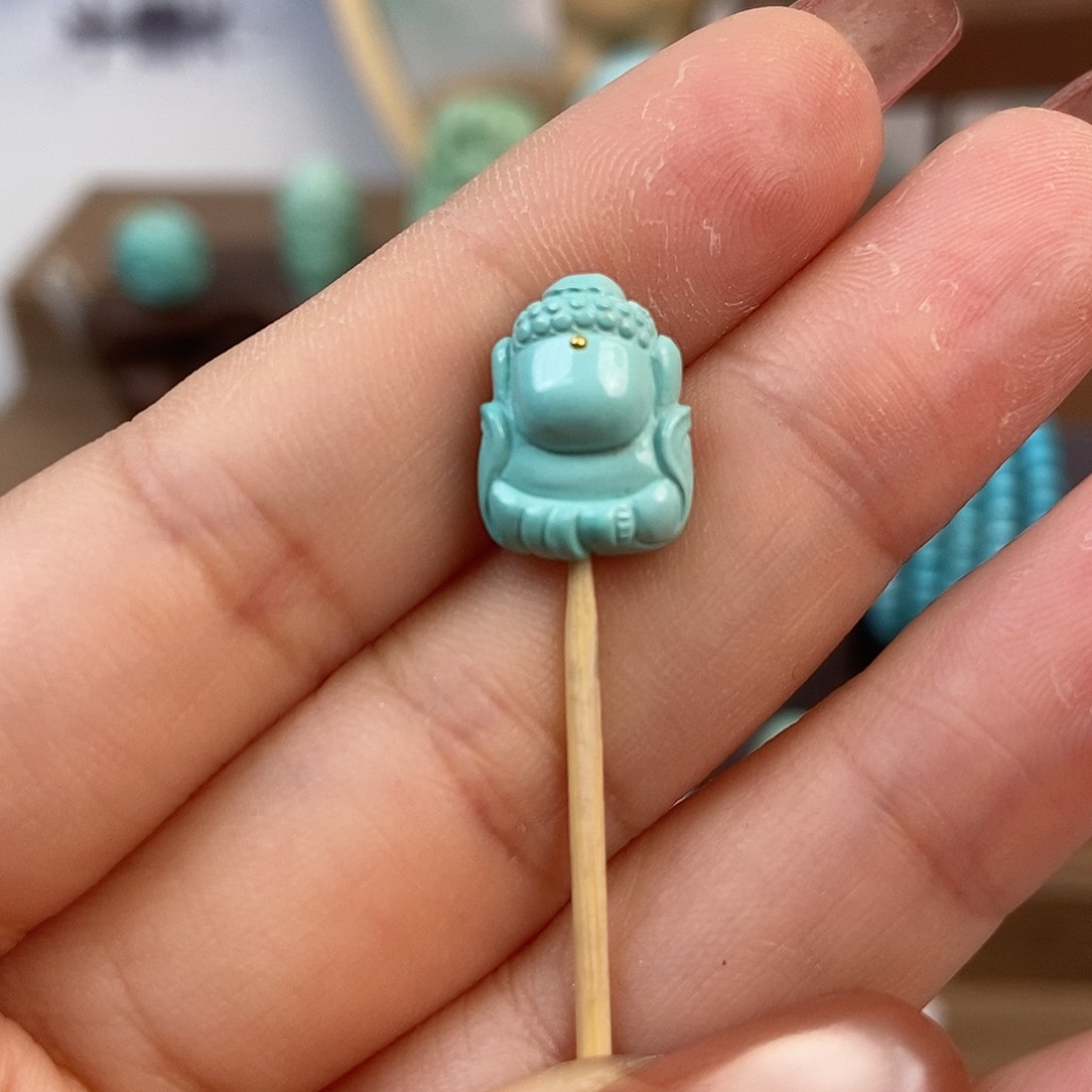 绿松石雕刻未镶嵌