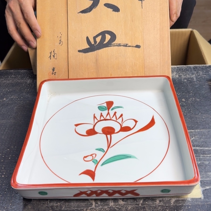 瓷片一丢丢小磕……