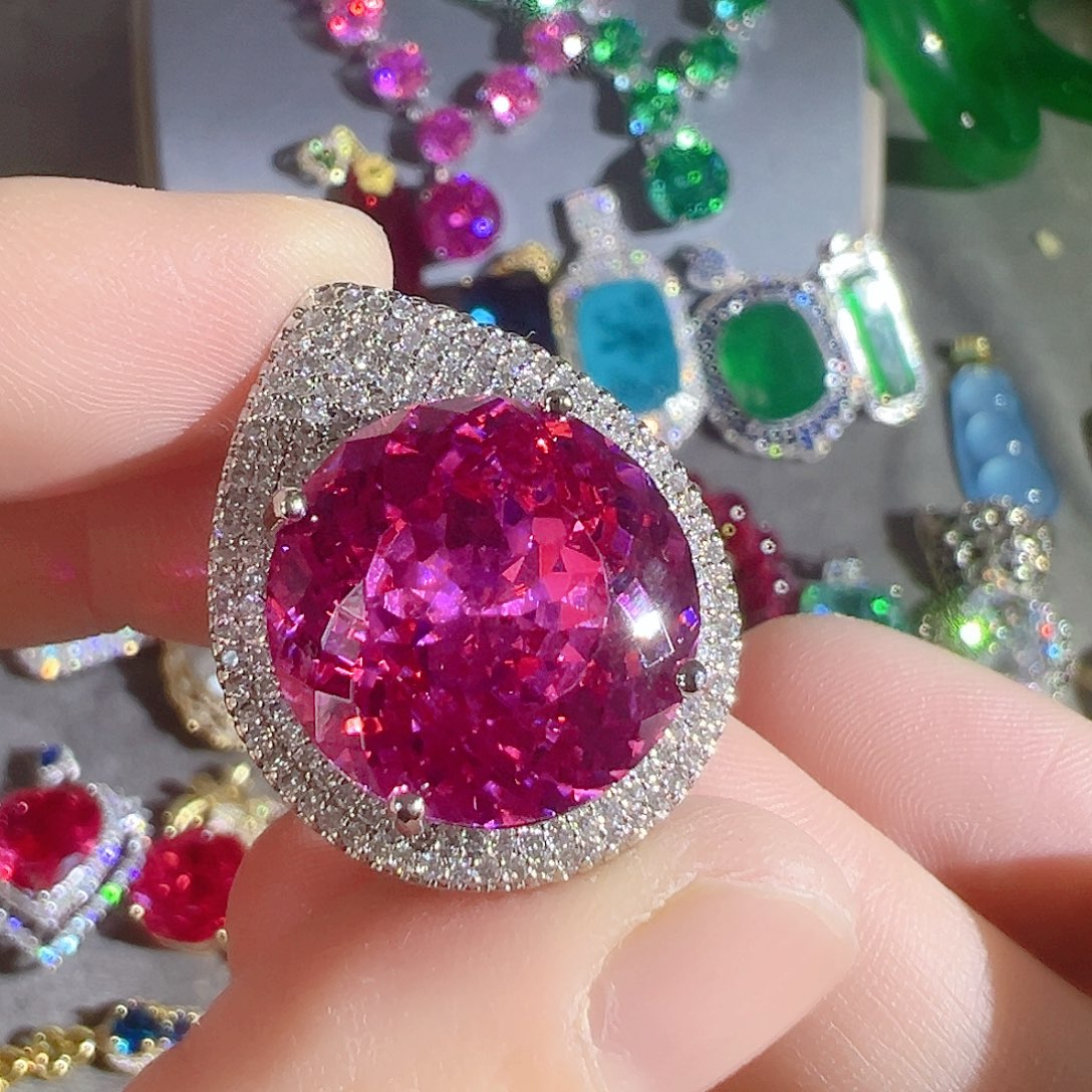 花岗石钨合金红色蓝色大宝贝