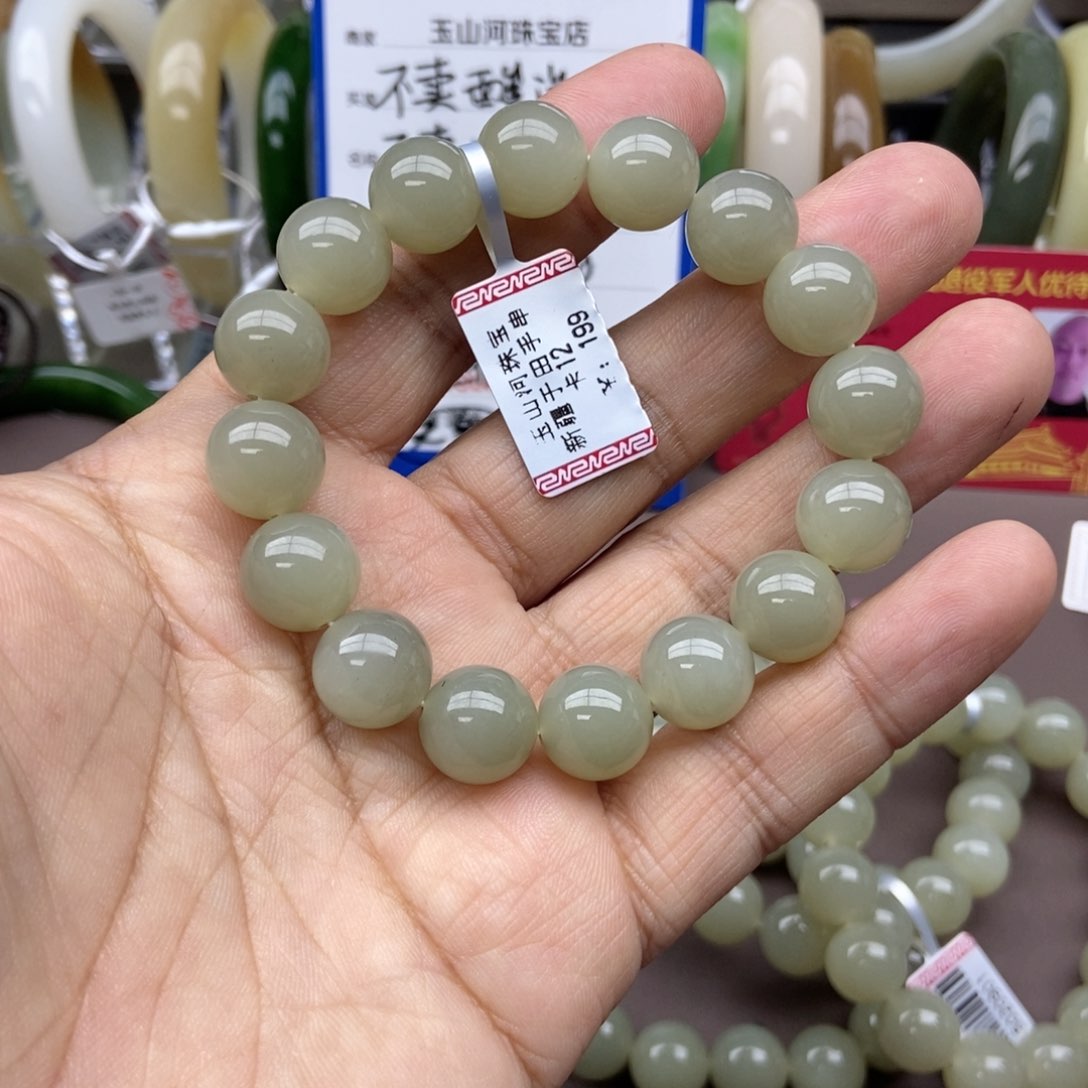 和田玉手串未镶嵌婷卡12
