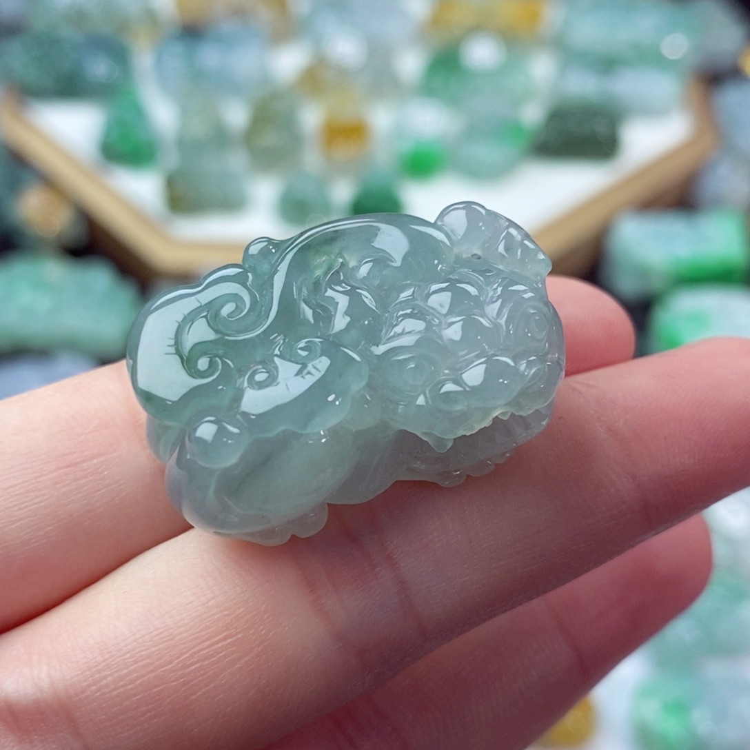 翡翠未镶嵌颈饰天然