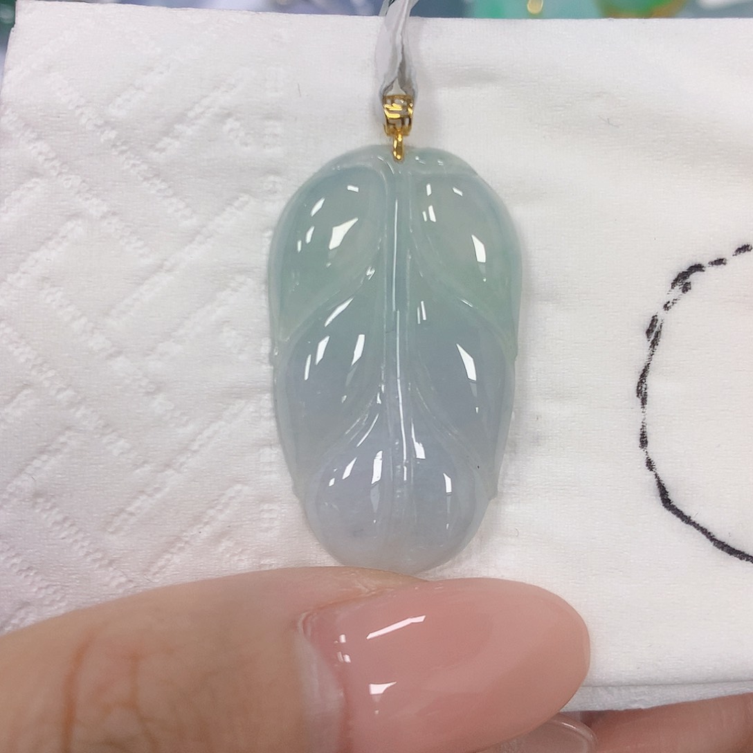 颈饰18K金镶嵌翡翠天然缅甸A货翡翠百元以上9米证书费自理