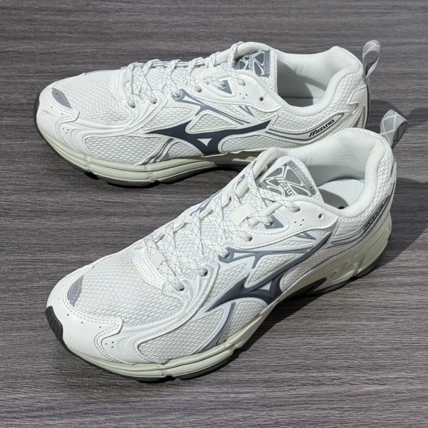 44码/美津浓/Speed 10S灰白色/休闲跑鞋/95新 店