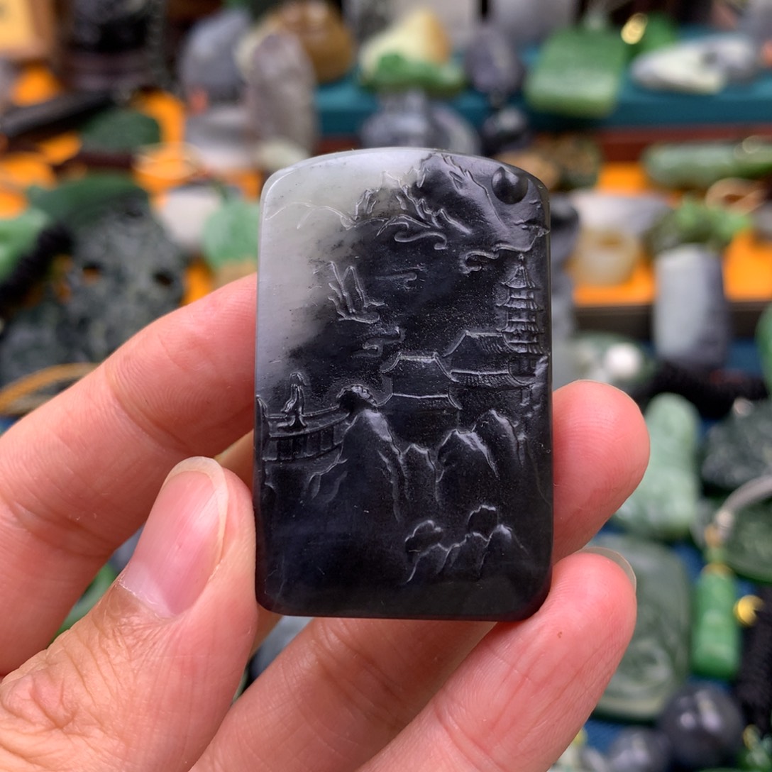 和田玉颈饰未镶嵌