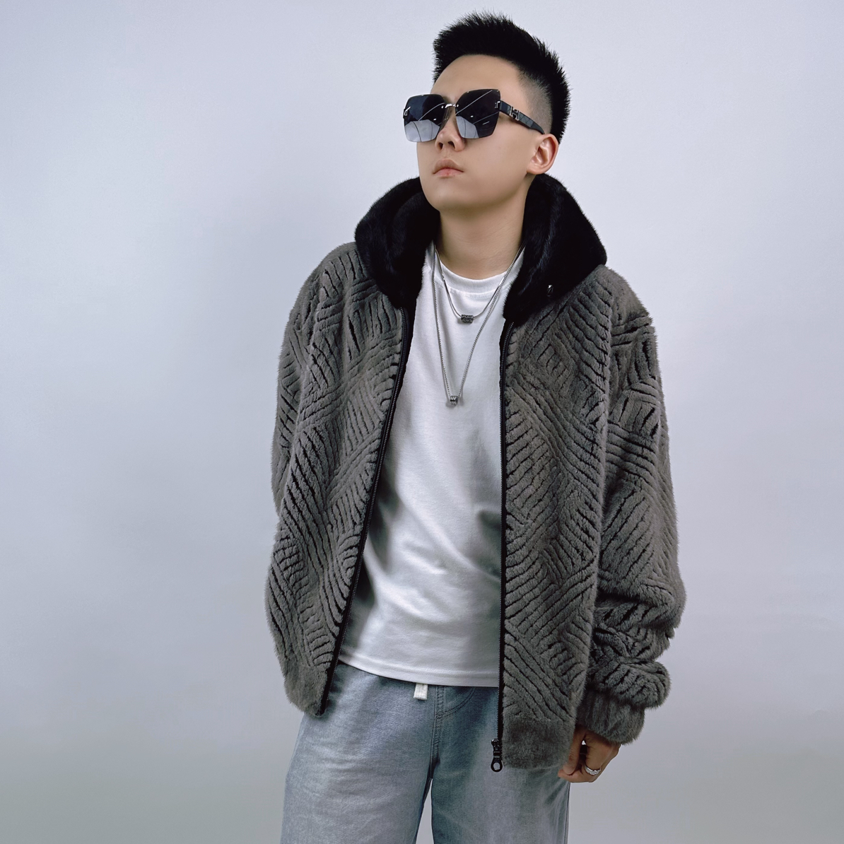 【森源】F家休闲连帽新工艺进口丹麦紫金短二小母貂男装皮草外套