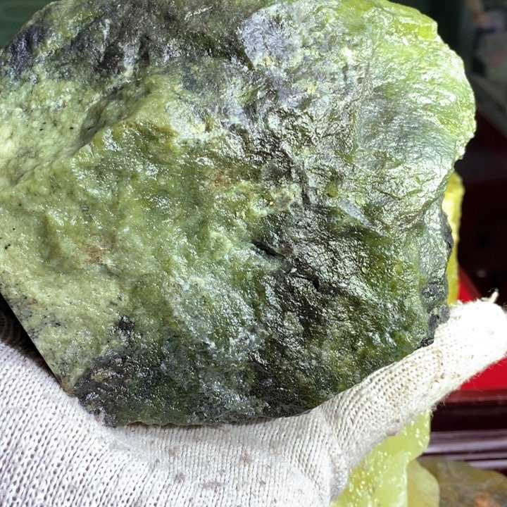 蛇纹石玉未镶嵌珠宝岫玉原石