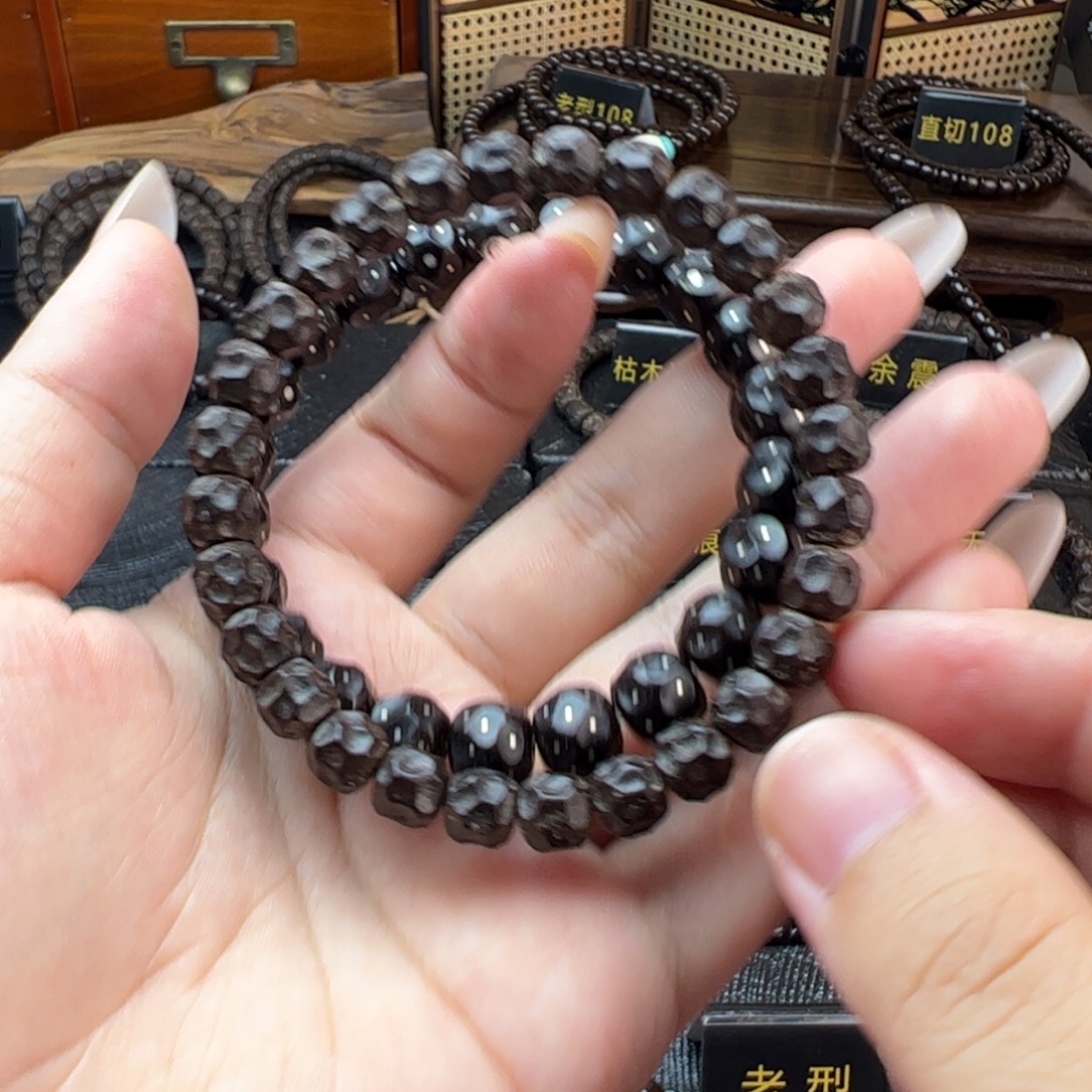 吳***y椰蒂吊坠87无相单圈原生态