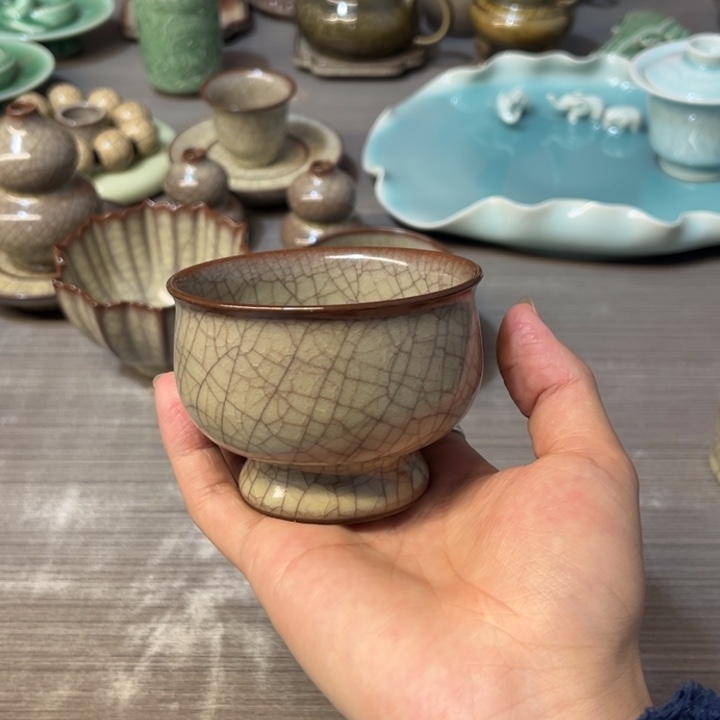 蒋加宝 传世哥窑 京墨杯