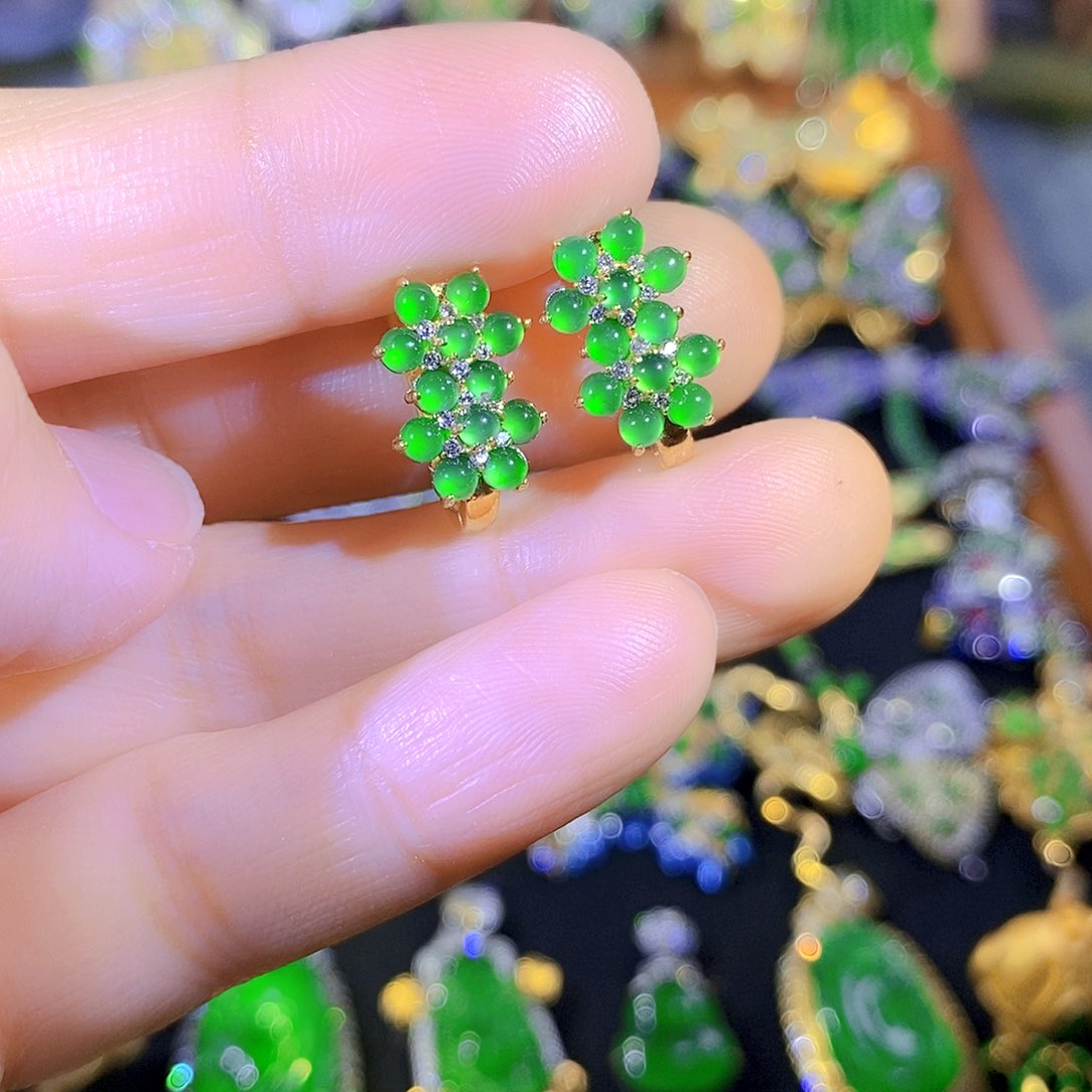 颈饰银S925镶嵌翡翠