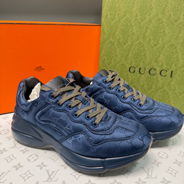 未使用 GUCCI/古驰 老花满印藏蓝色老爹鞋 40.5码/39码