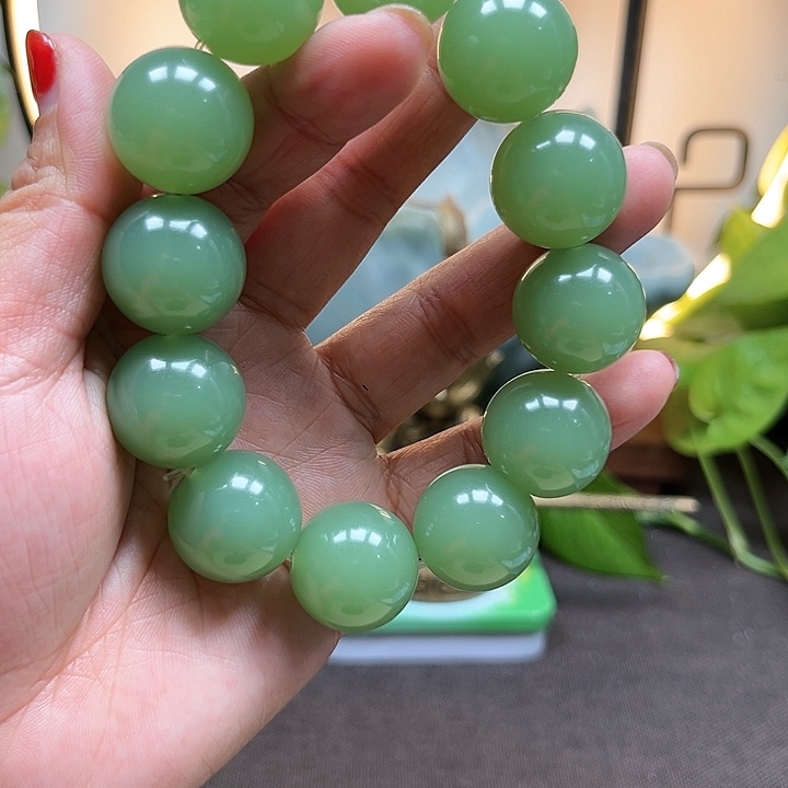 和田玉手串未镶嵌