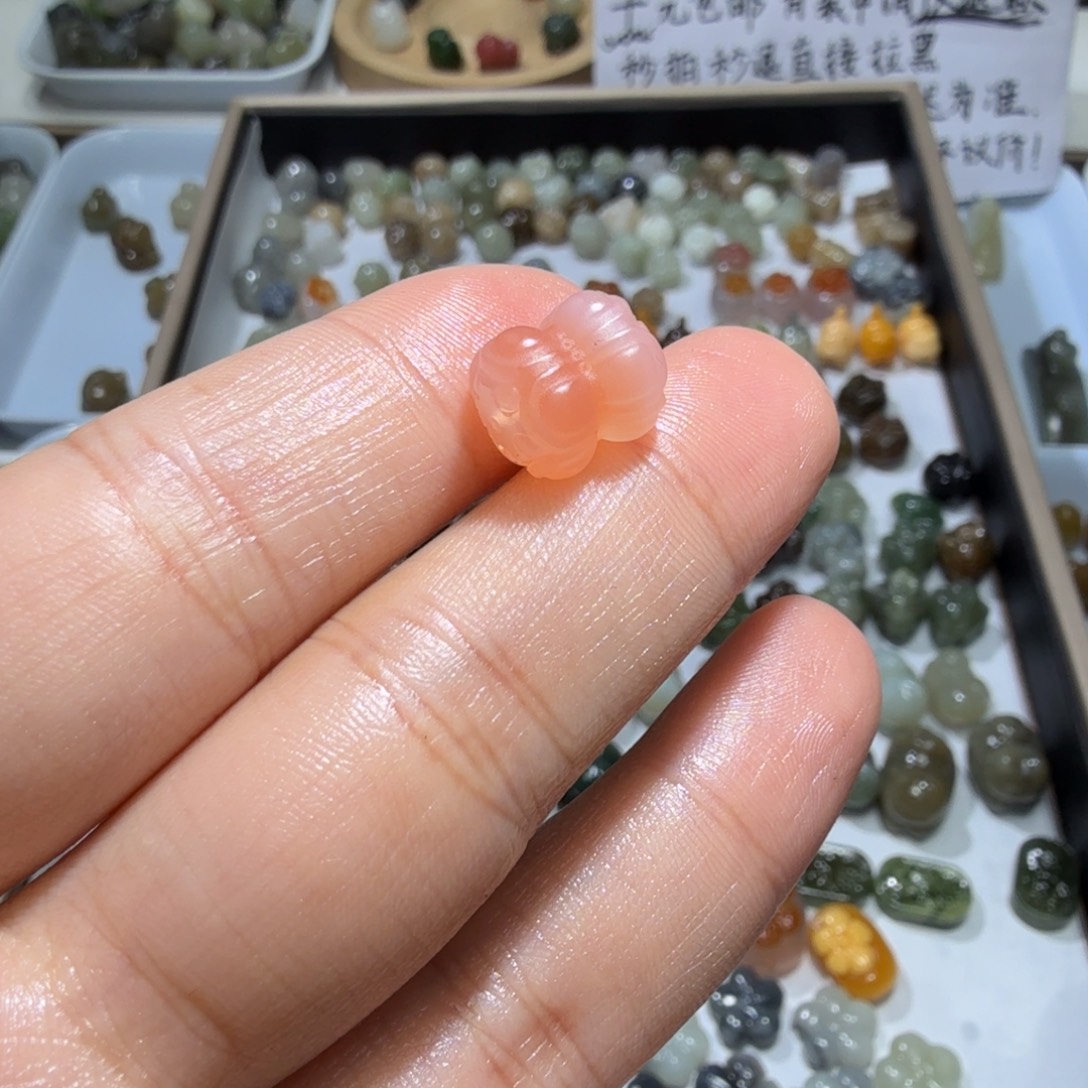 和田玉未镶嵌珠宝奇石