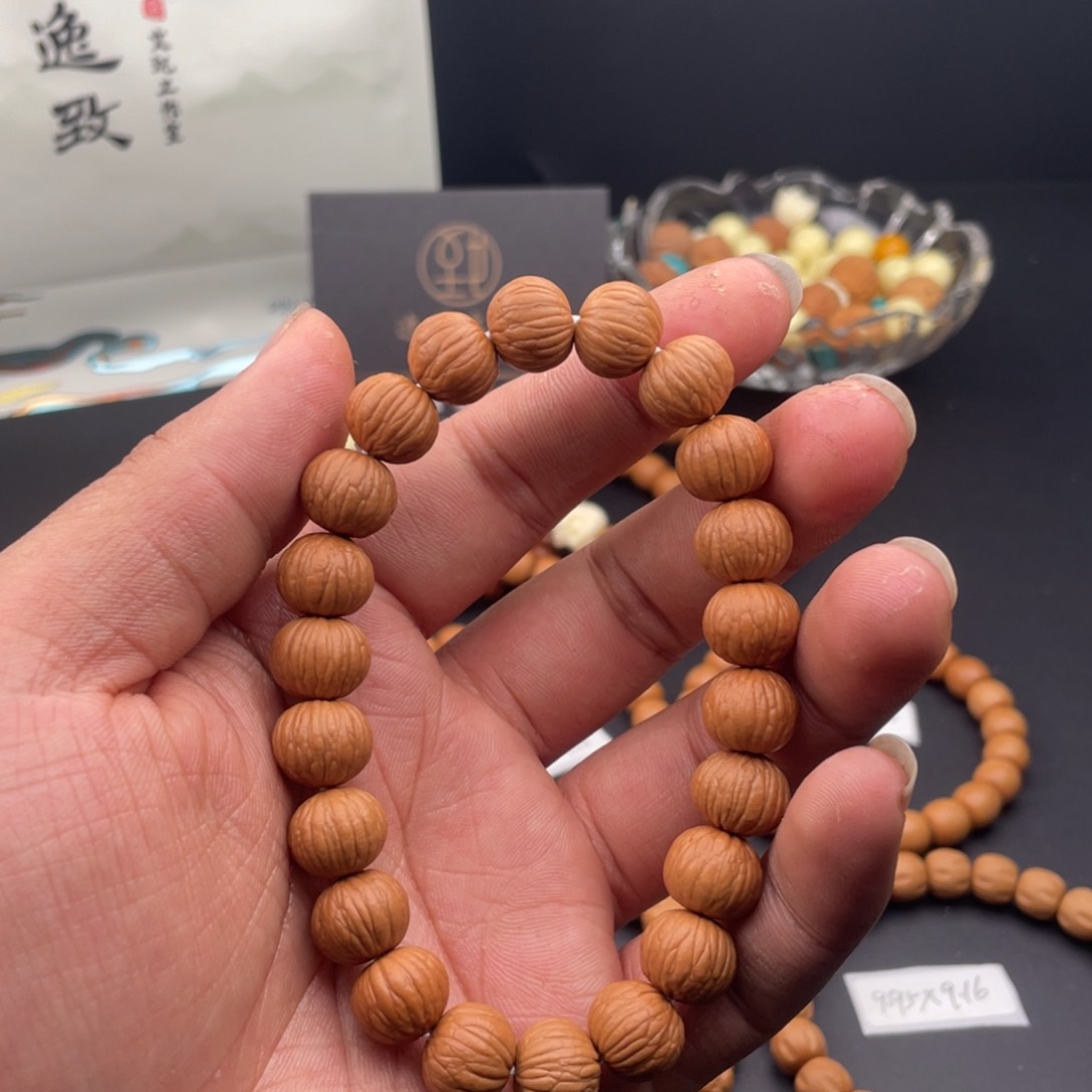 猴头核桃吊坠土豪