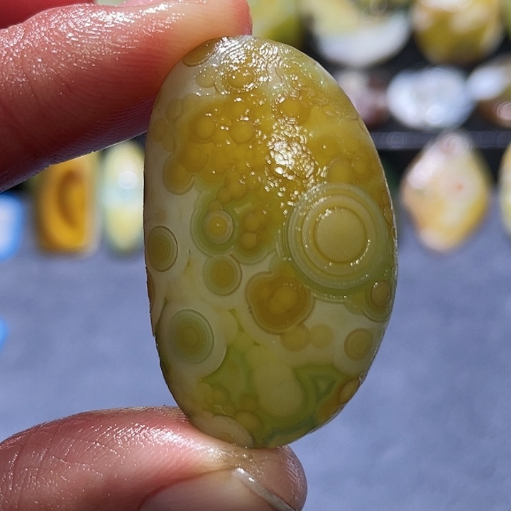 玛瑙/玉髓未镶嵌珠宝奇石