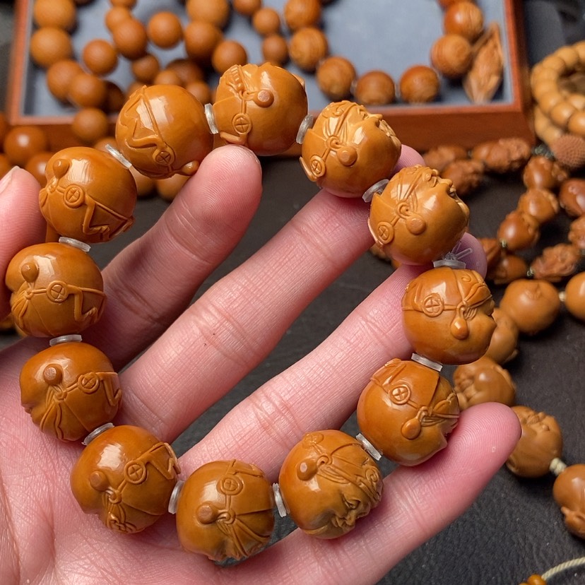 【闪购商品】橄榄核吊坠王**哥橄榄核