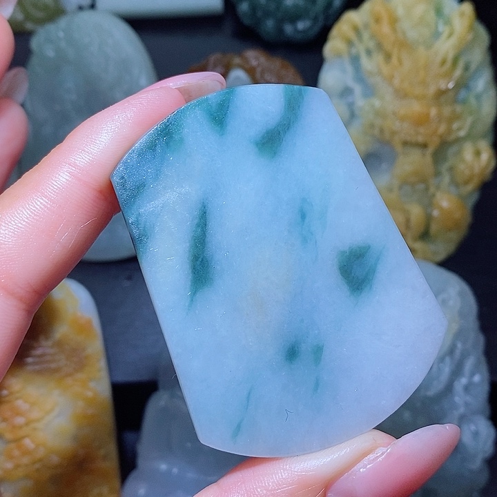 定制翡翠未镶嵌翡翠