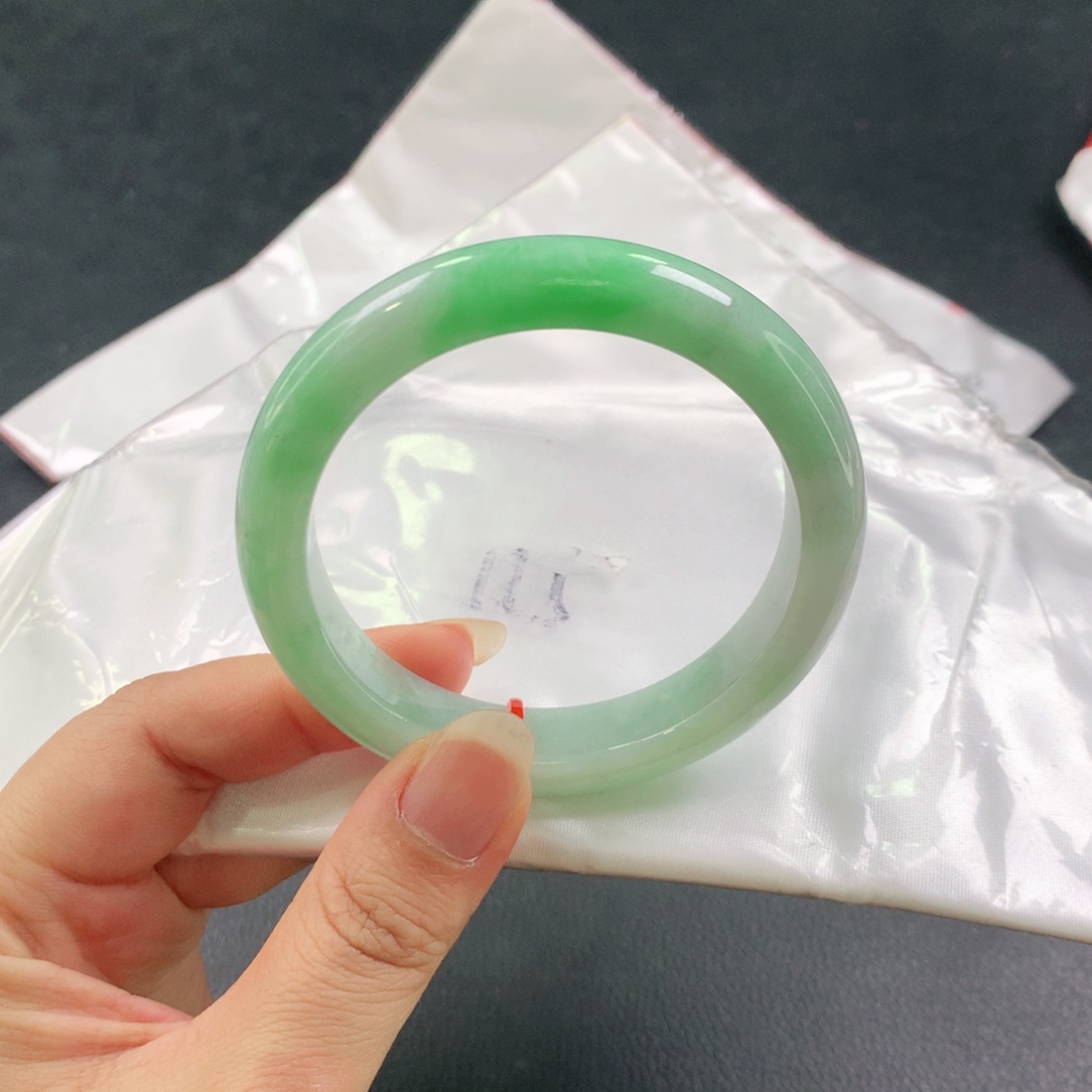 未镶嵌手镯翡翠03