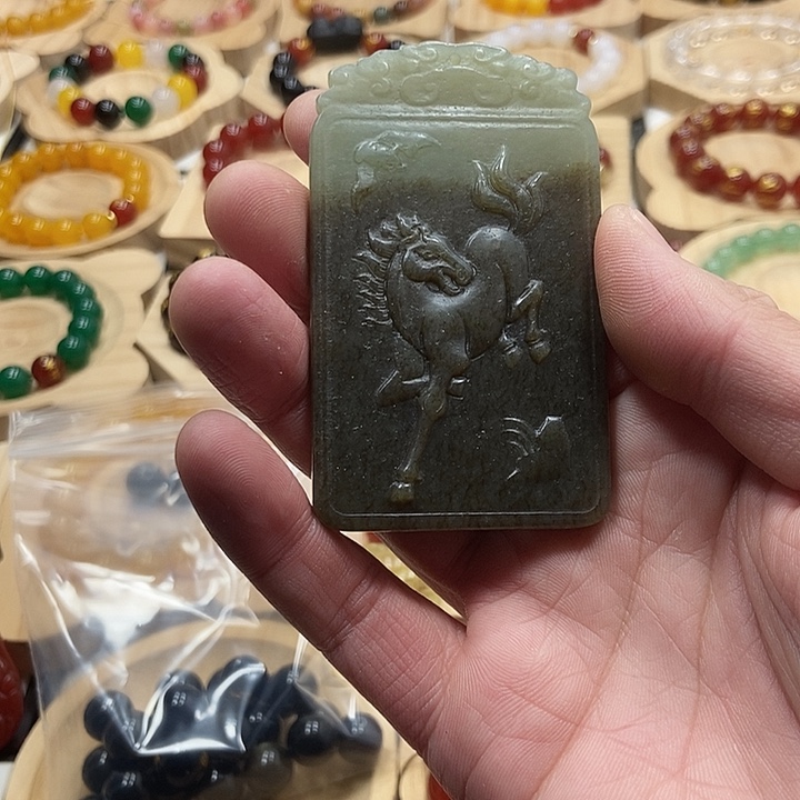 吊坠(赠链)未镶嵌水晶迪***猫