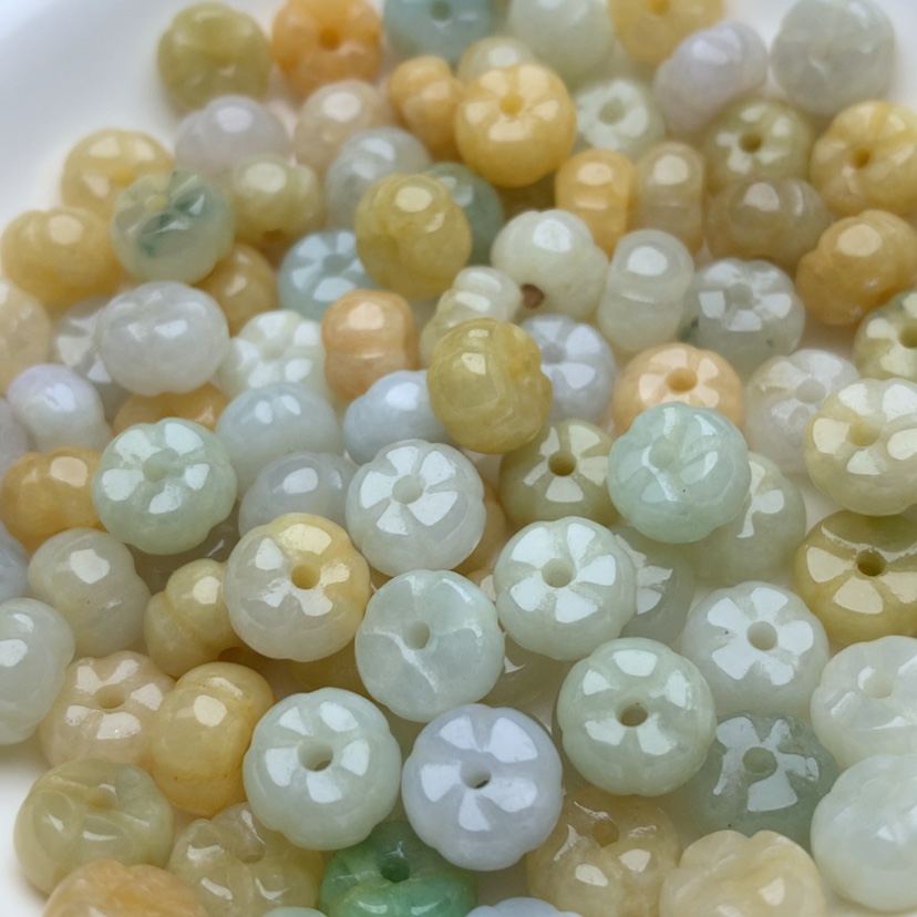 【闪购商品】翡翠手链未镶嵌卡5.6x9多宝南瓜20颗