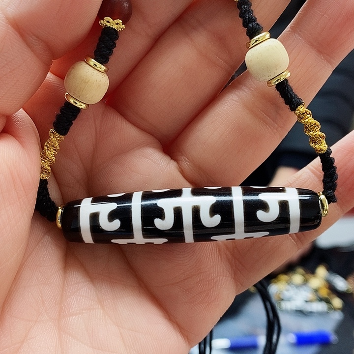 玛瑙/玉髓颈饰合金