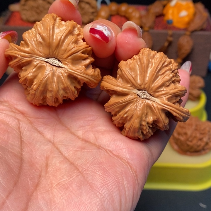 吊坠文玩核桃43全品白狮子