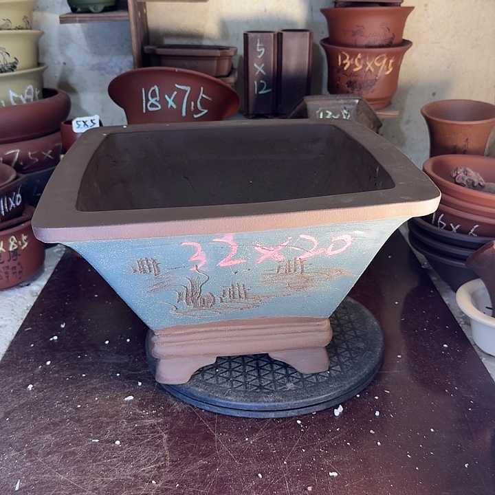 紫砂花盆，手工制作