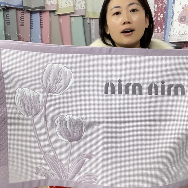 棉特价紫色郁金香