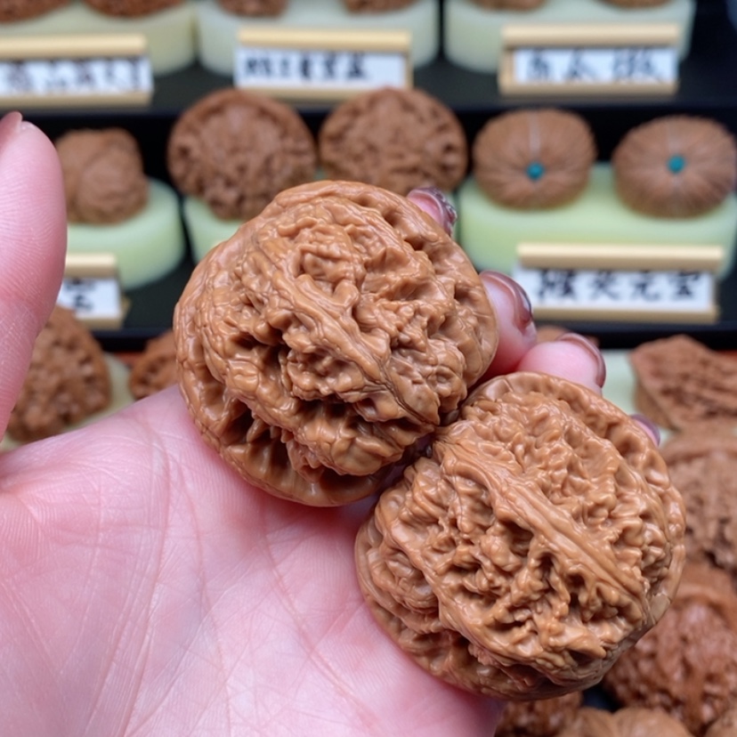 【闪购商品】文玩核桃吊坠爱*粗筋
