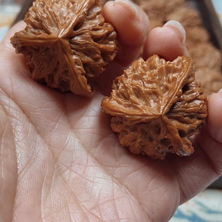 三***六手串文玩核桃盘山