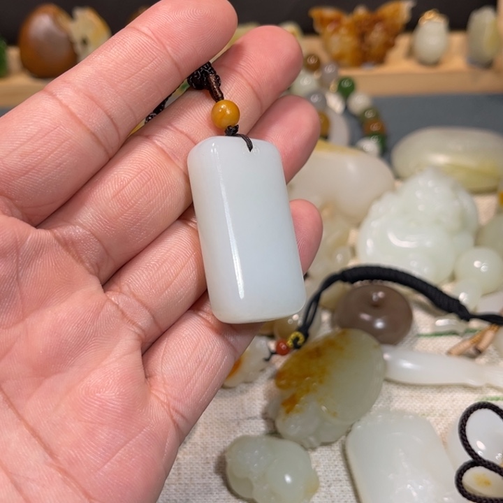 和田玉手串未镶嵌