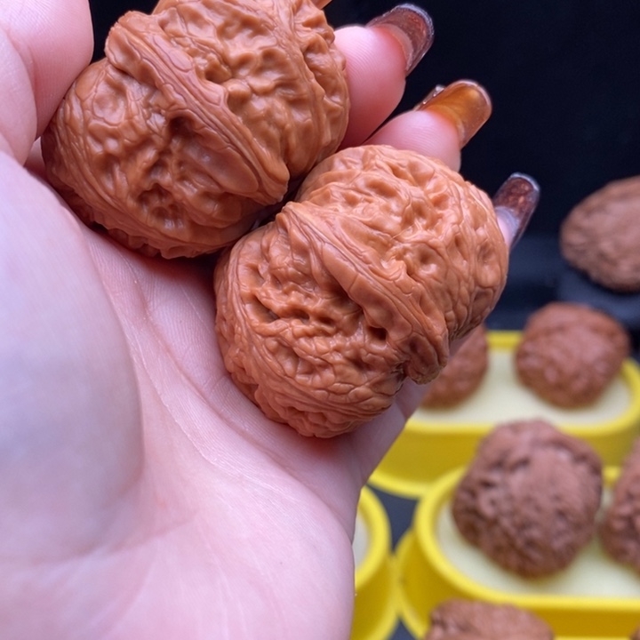 春****文玩核桃把件元宝