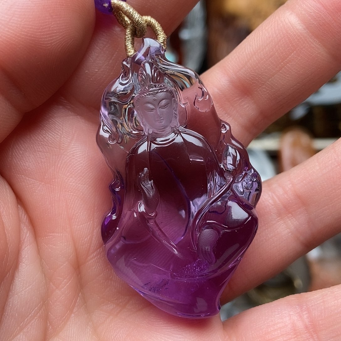 天然水晶吊坠未镶嵌水晶