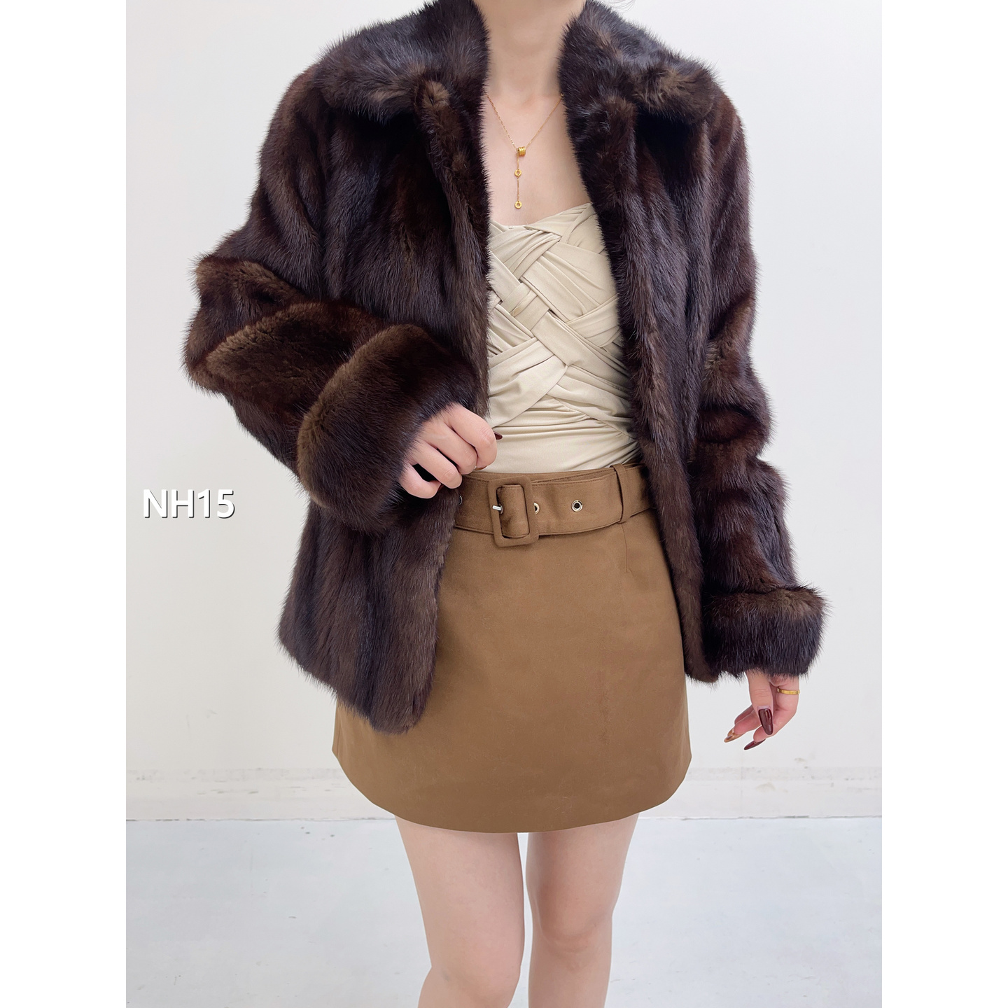 【NH15】M 中古棕短款全抽貂皮大衣（肩38胸104衣63袖58）08015