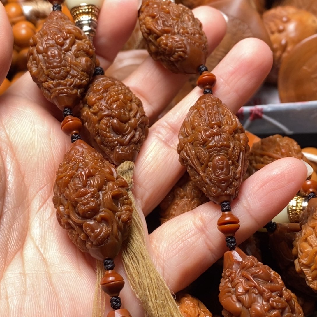 吊坠猴头核桃橄榄