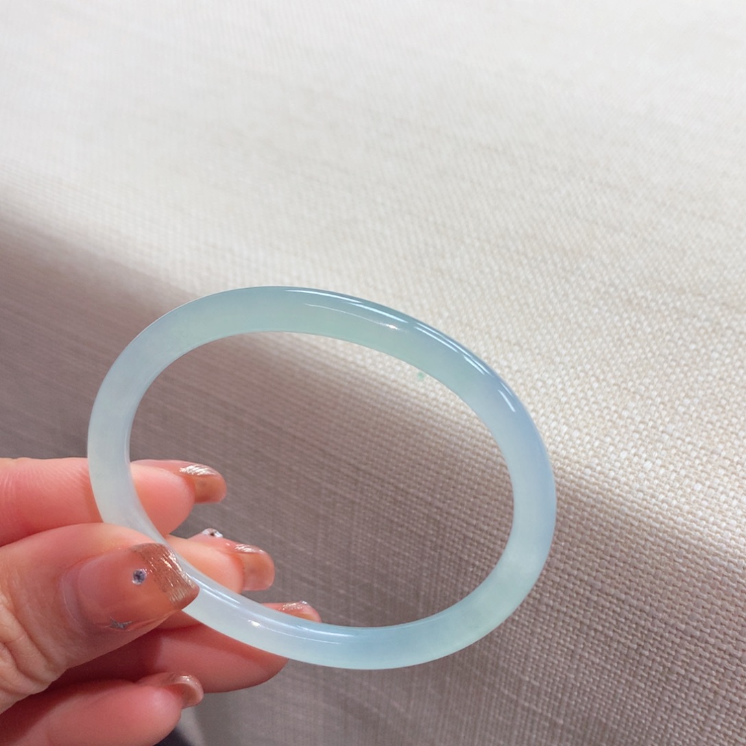 翡翠手镯未镶嵌16号