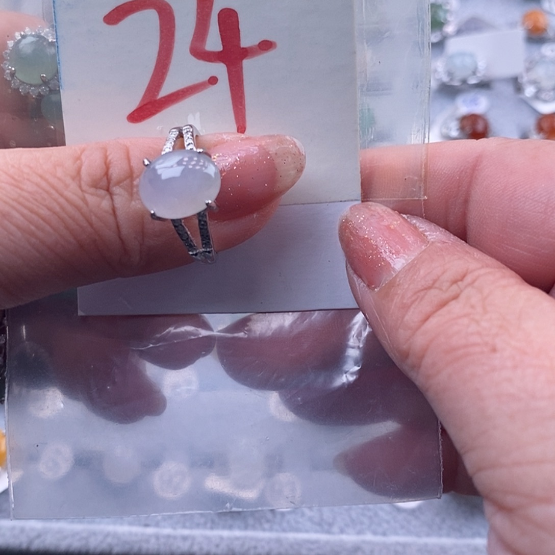 未镶嵌戒指翡翠缅甸